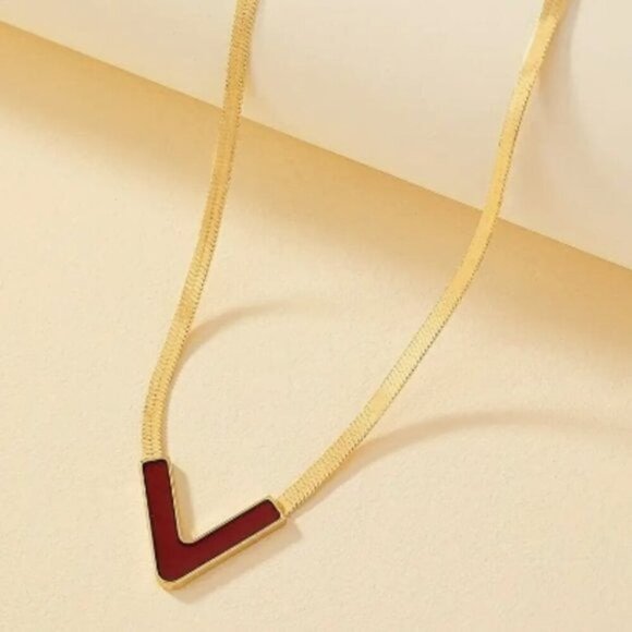 18k Gold Plated V-Shaped Snake Chain Necklace - Picture 2 of 3